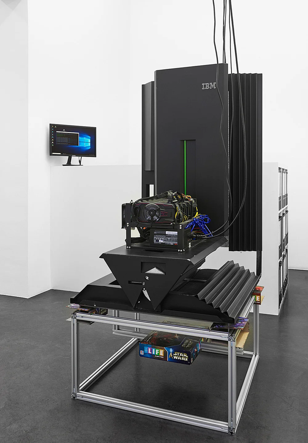 Games of Decentralized Life — Simon Denny — Exhibitions — Galerie Buchholz — Image 04