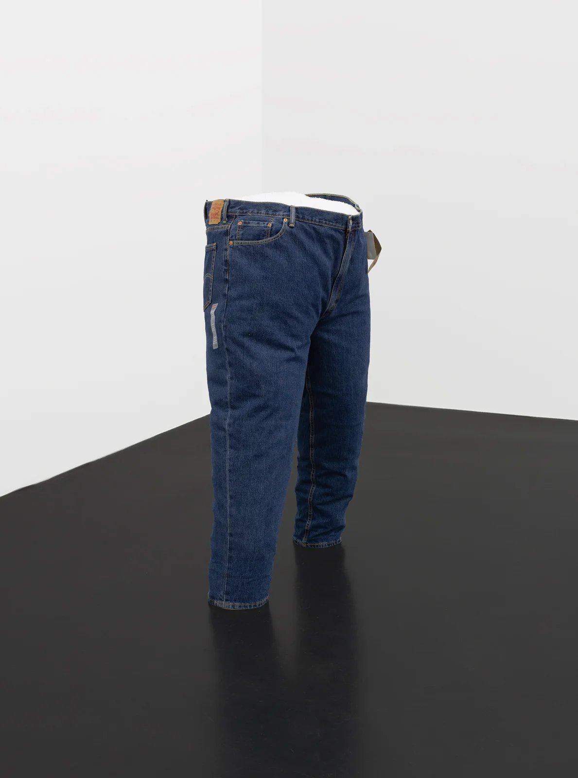 Bien Hoa — Lutz Bacher — Exhibitions — Galerie Buchholz — Image 59
