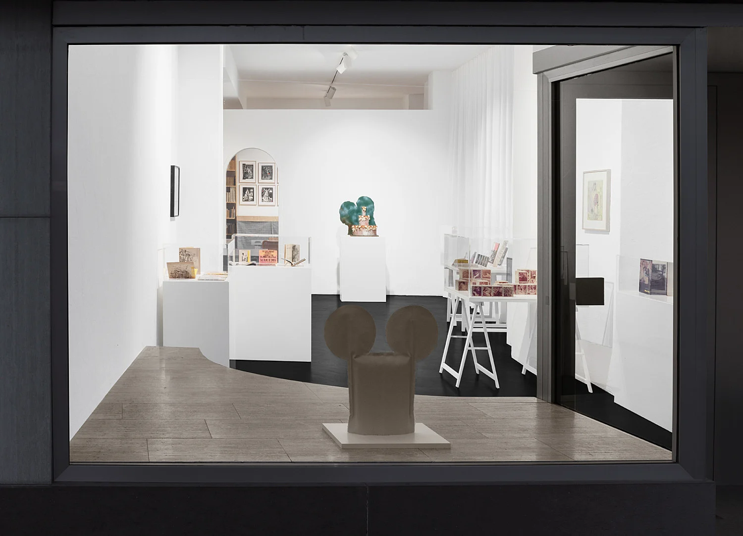 Claes Oldenburg  Jack Smith Christophstrasse 18 2024 — Claes Oldenburg Jack Smith  — Exhibitions — Galerie Buchholz — Image 04